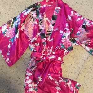 🚫SOLD🚫JAPANESE STYLE KIMONO ROBE
